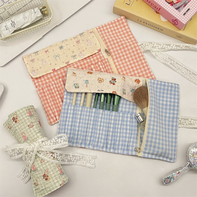 Cute Cartoon Embossed Pencil R - Pen Pouch Roll avaliação e preço